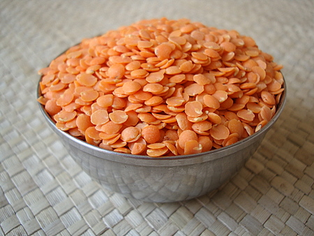 Masoor Dal Broken/Split (Red Split Lentils) (1Kg)